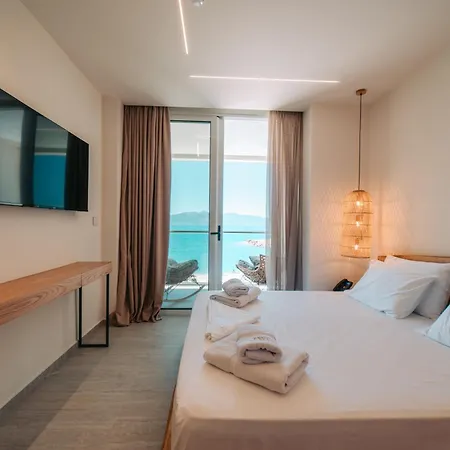 Elar Hotel 4*